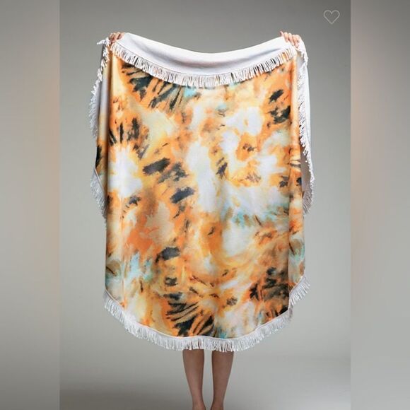 Rustic Aurora Round Beach Towel - Picture 1 of 5